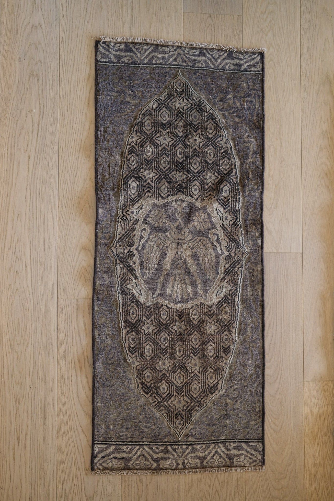 Baran Rug (20.5x50)