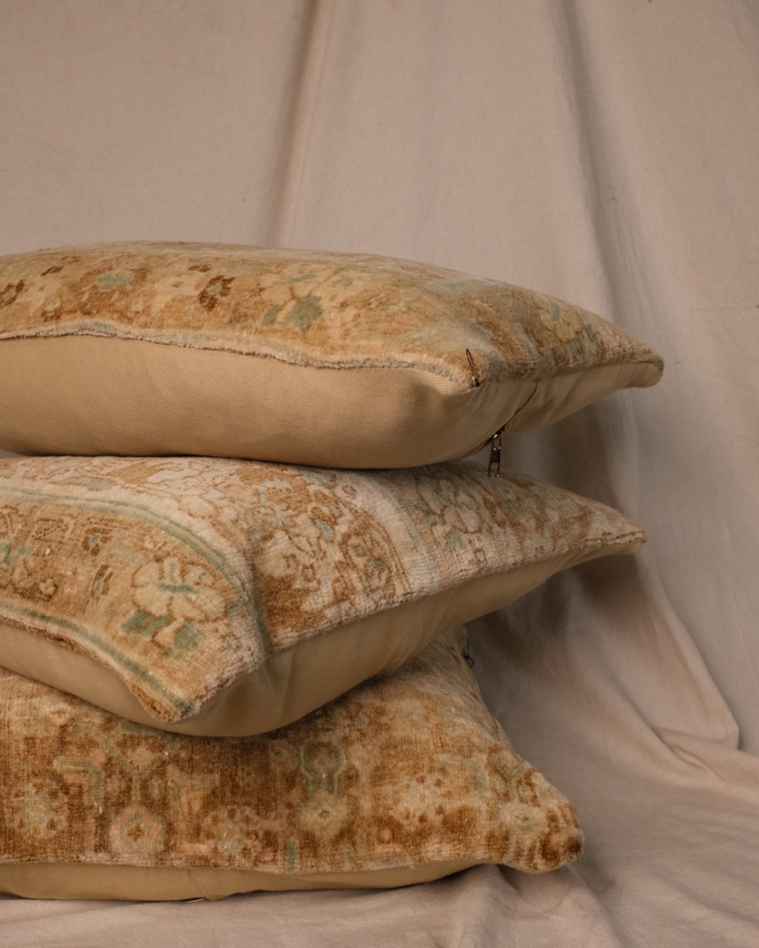 Isik Turkish Pillow