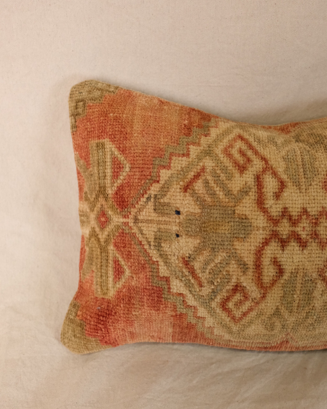 Kor Turkish Pillow