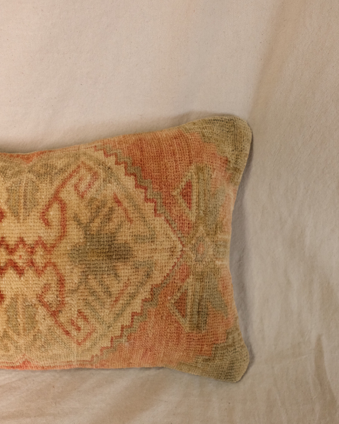 Kor Turkish Pillow