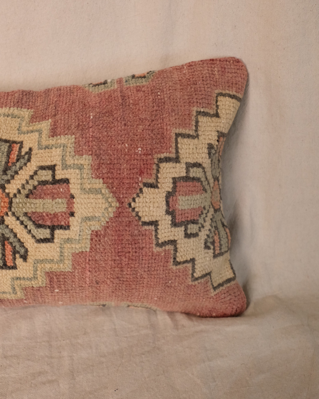 Koru Turkish Pillow