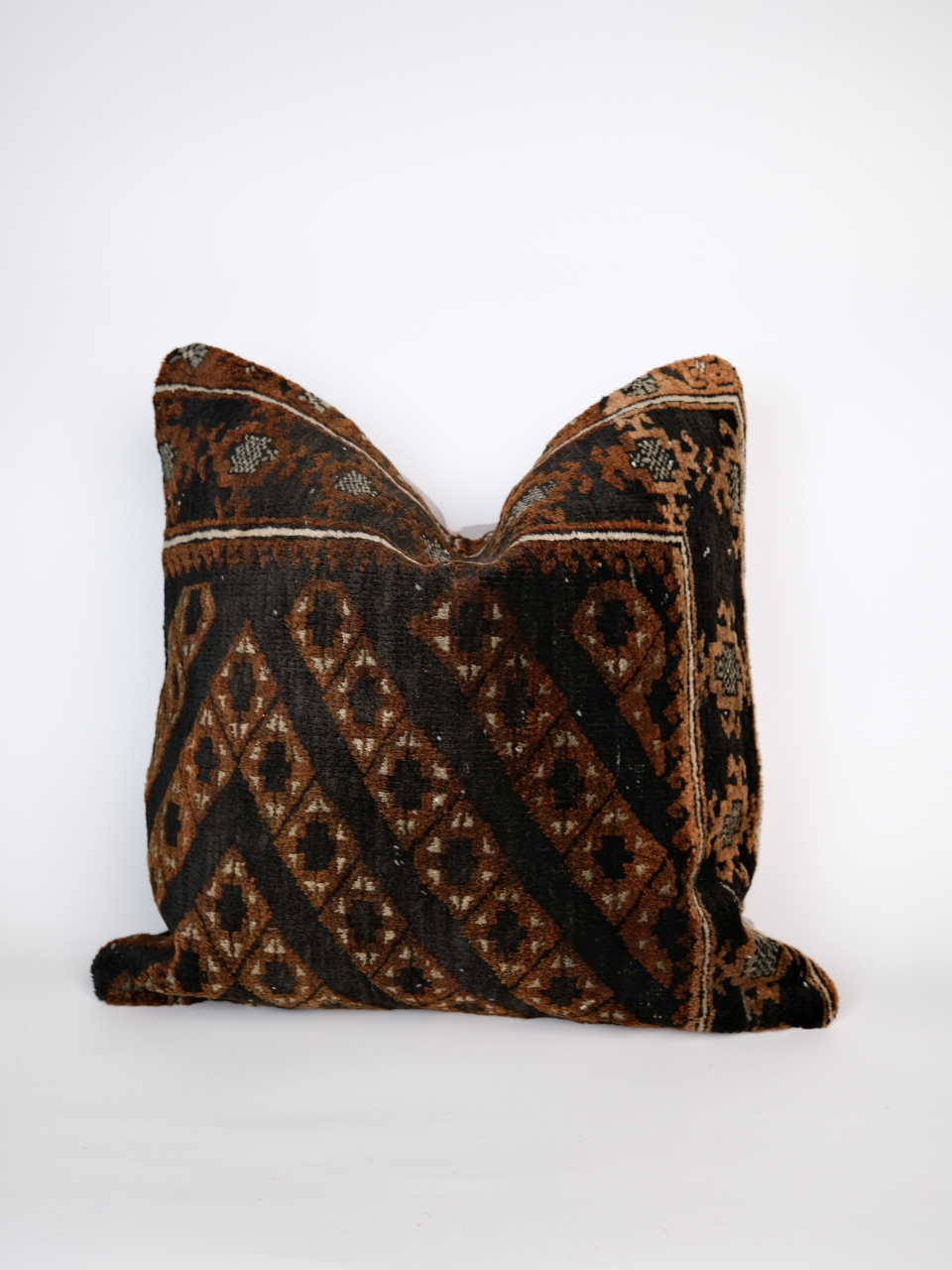 Lina Turkish Pillow