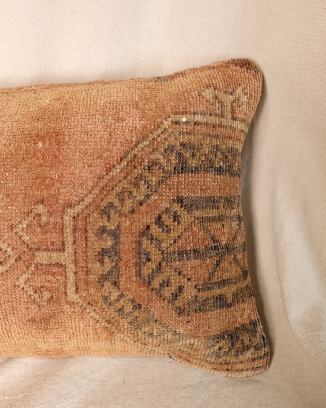 Nar Kilim Pillow