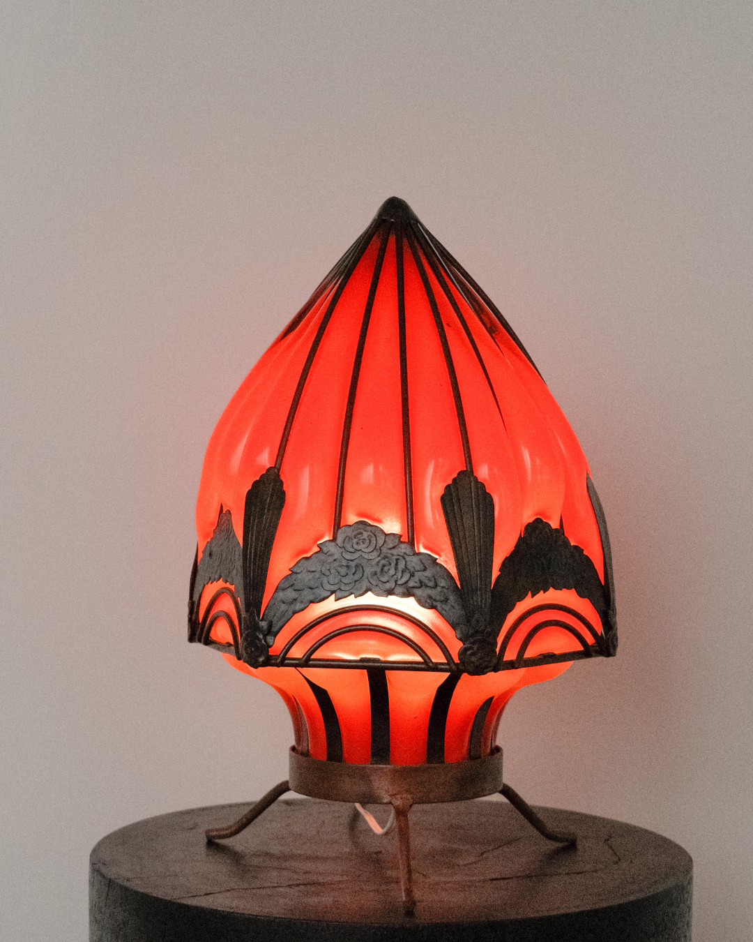 Ember Table Lamp