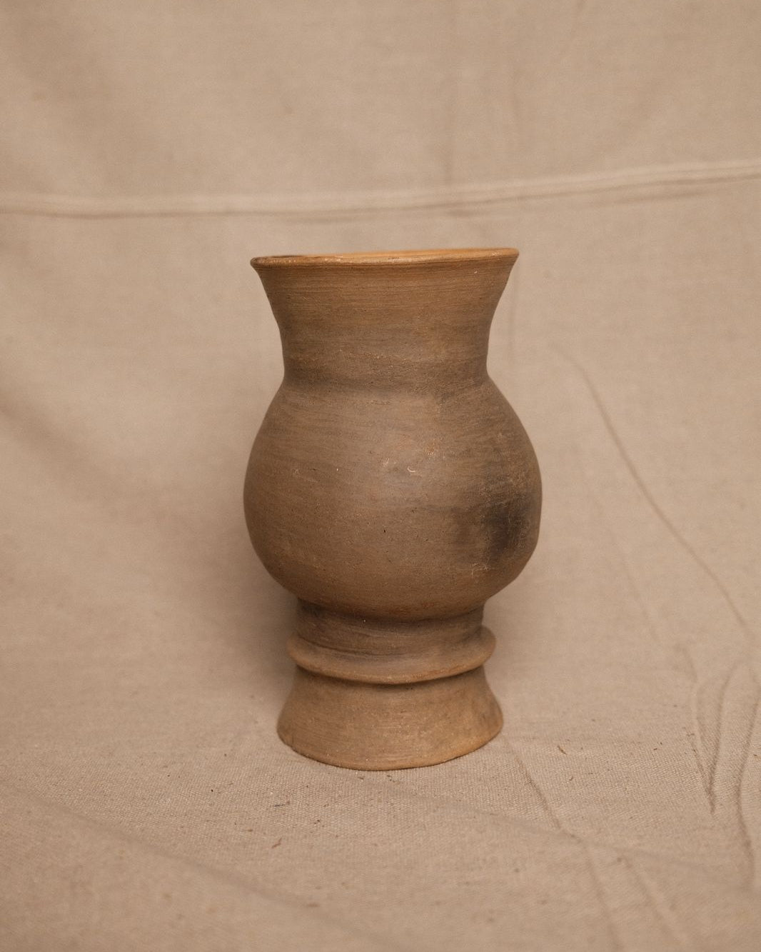 Barro Sculptural Vase Medium