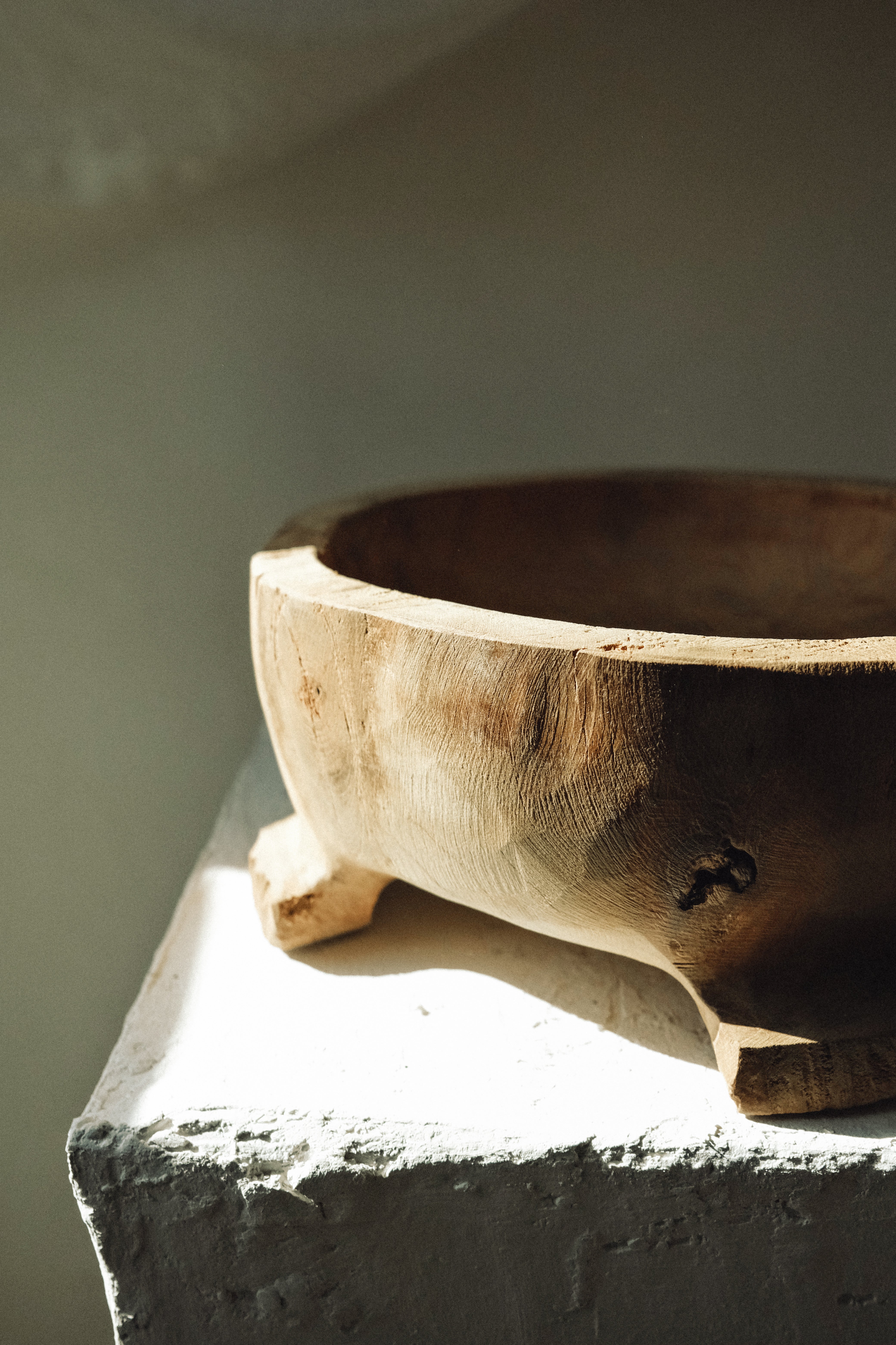 Round Teak Wood Tray