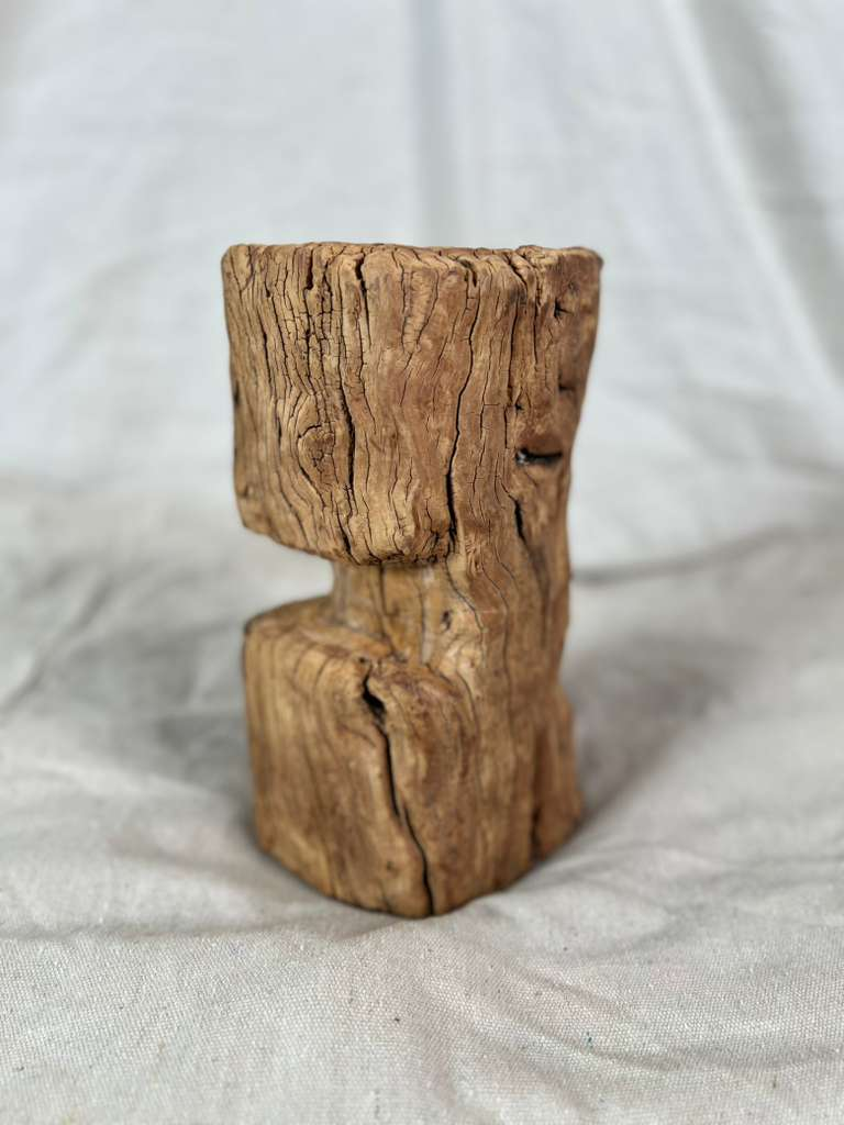 Wood Stump Stand