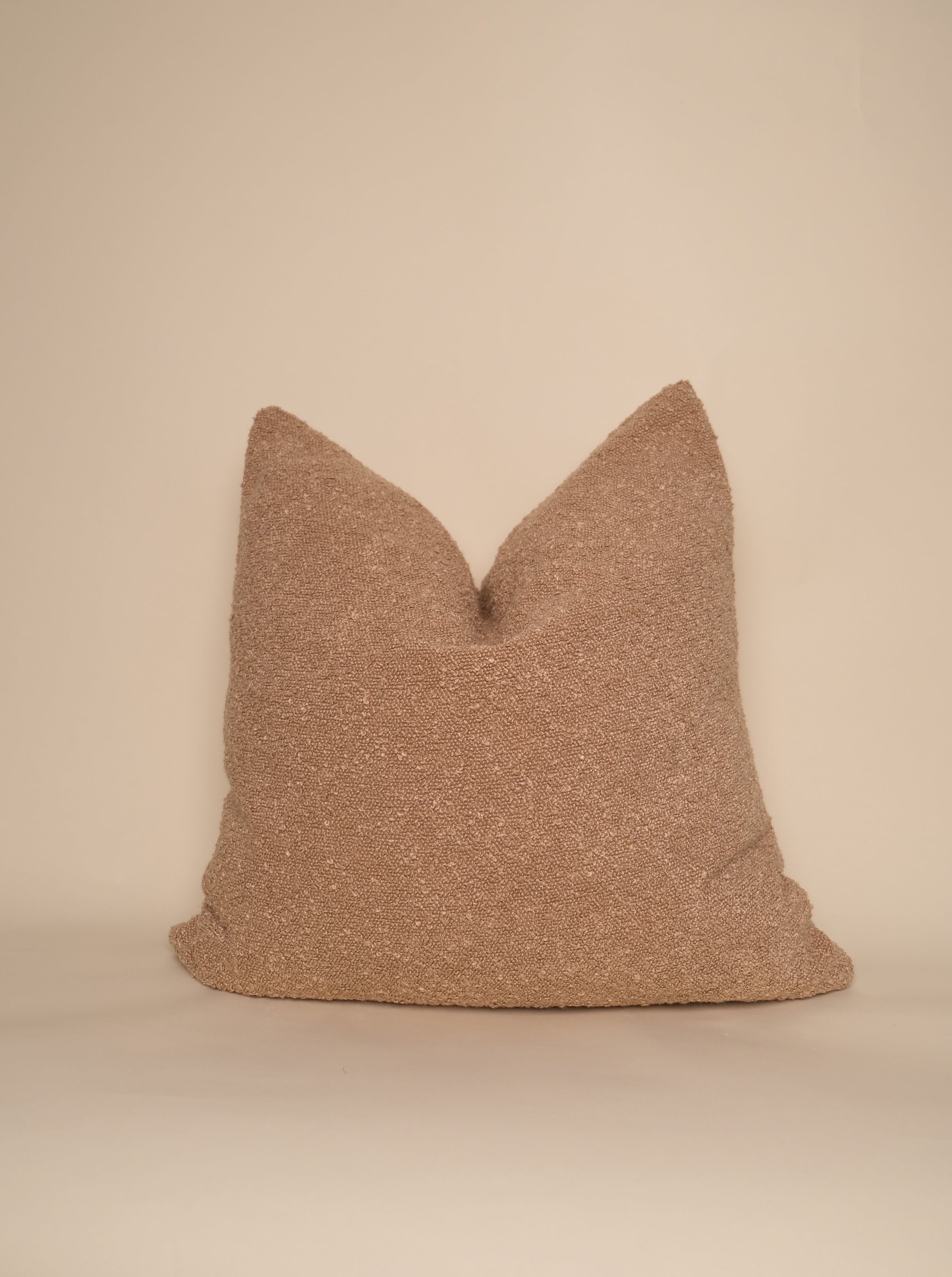 Boucle Pillow: Biscuit