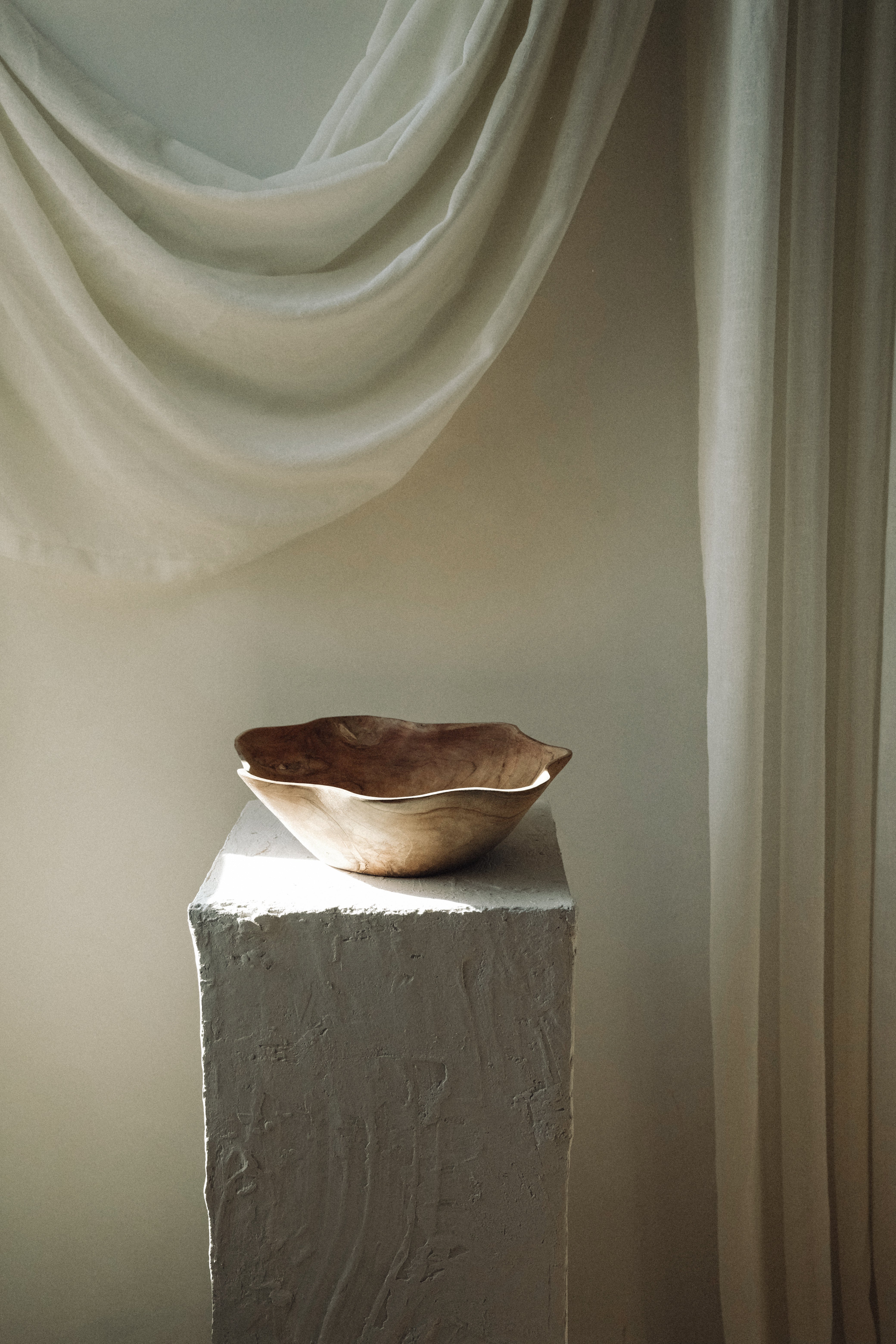 Solid Teak Ruffle bowl